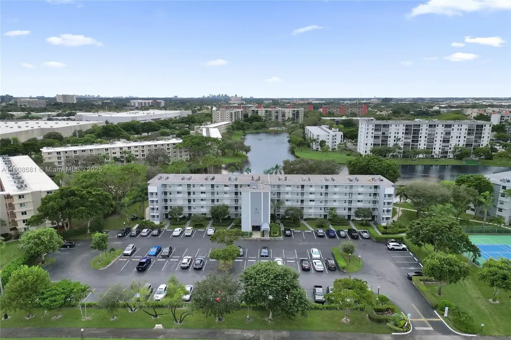 2220 N Cypress Bend Drive Pompano Beach FL 33069