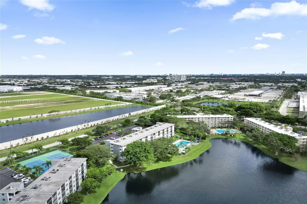 2220 N Cypress Bend Drive Pompano Beach FL 33069