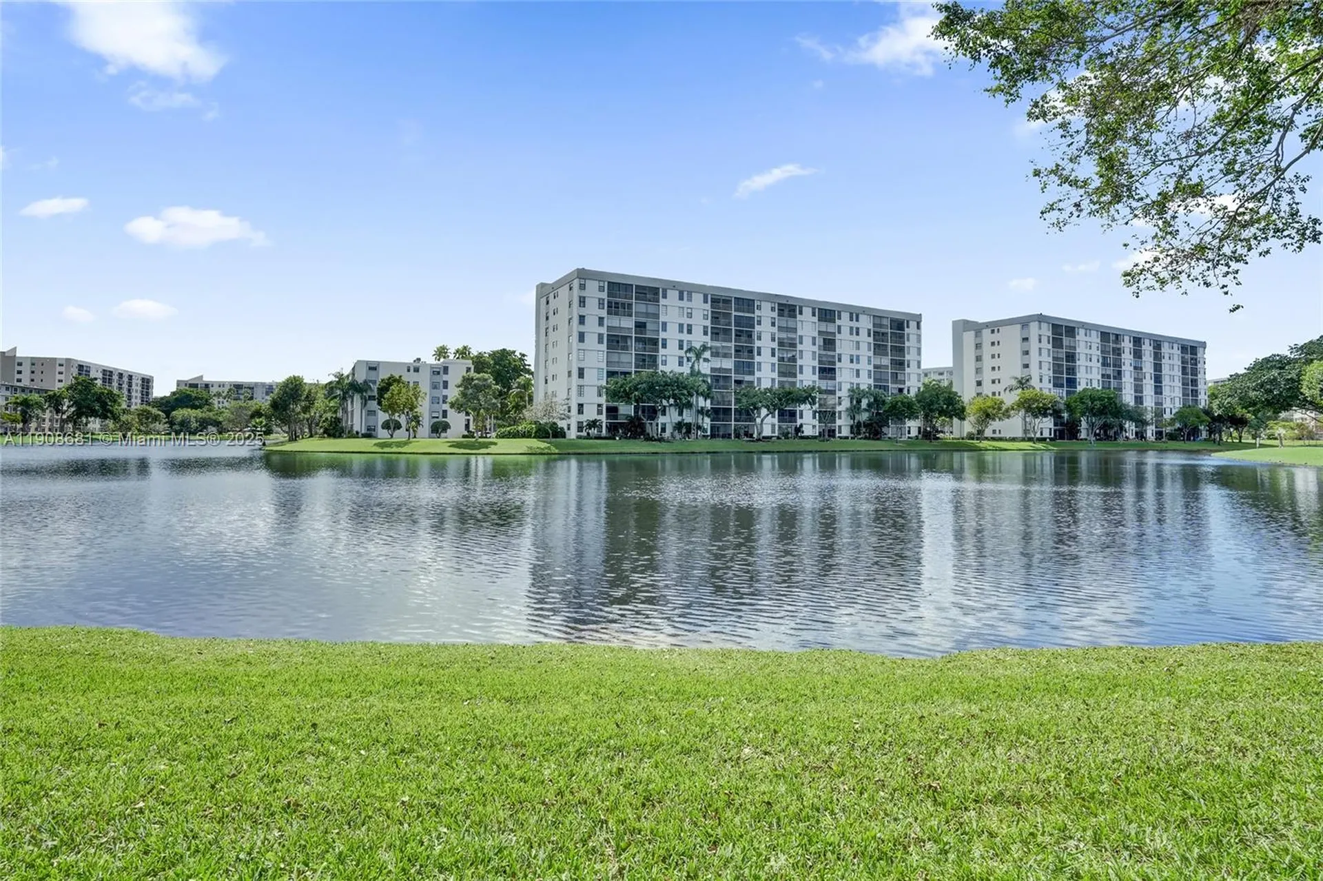 2220 N Cypress Bend Drive Pompano Beach FL 33069