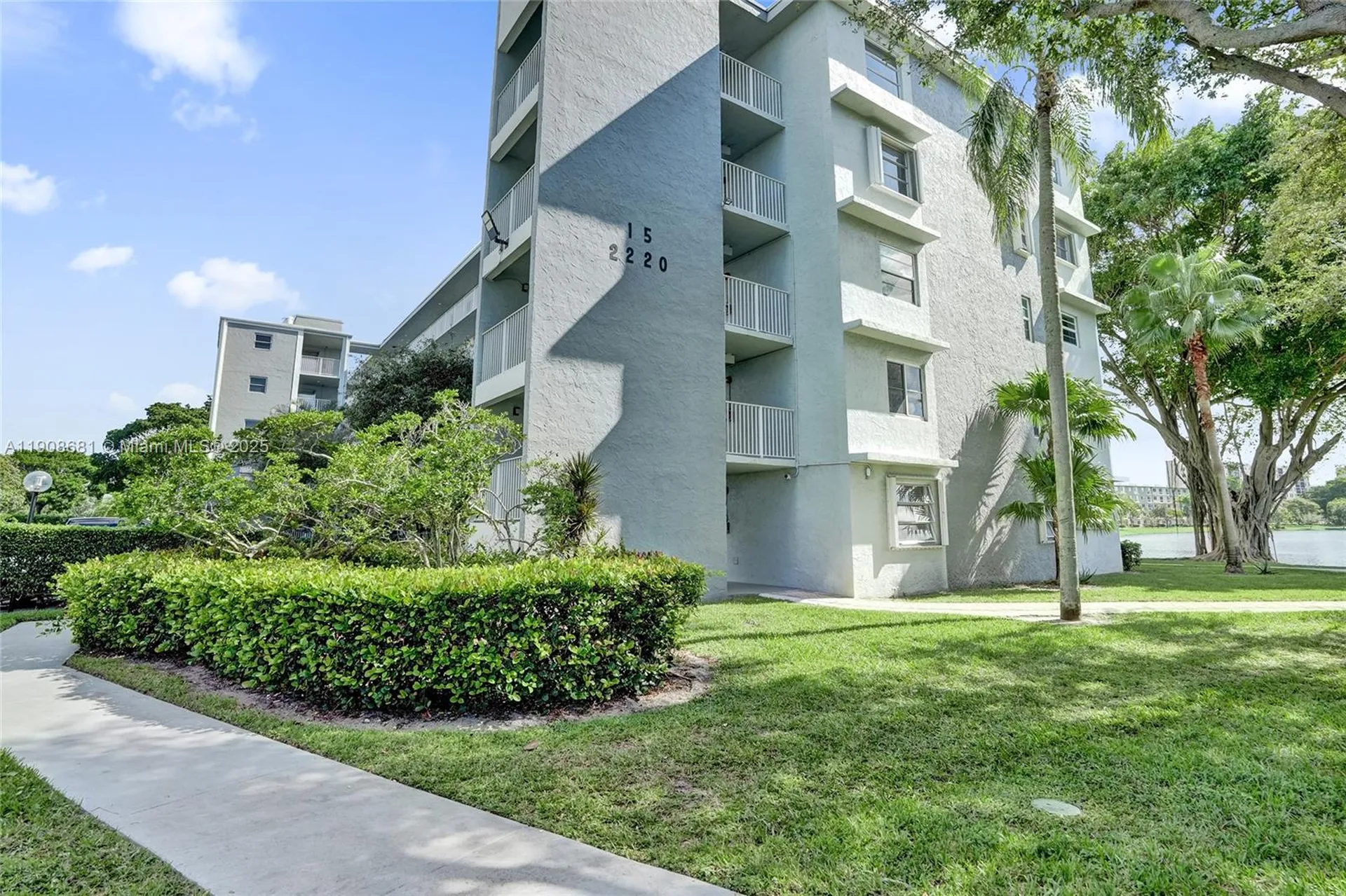 2220 N Cypress Bend Drive Pompano Beach FL 33069
