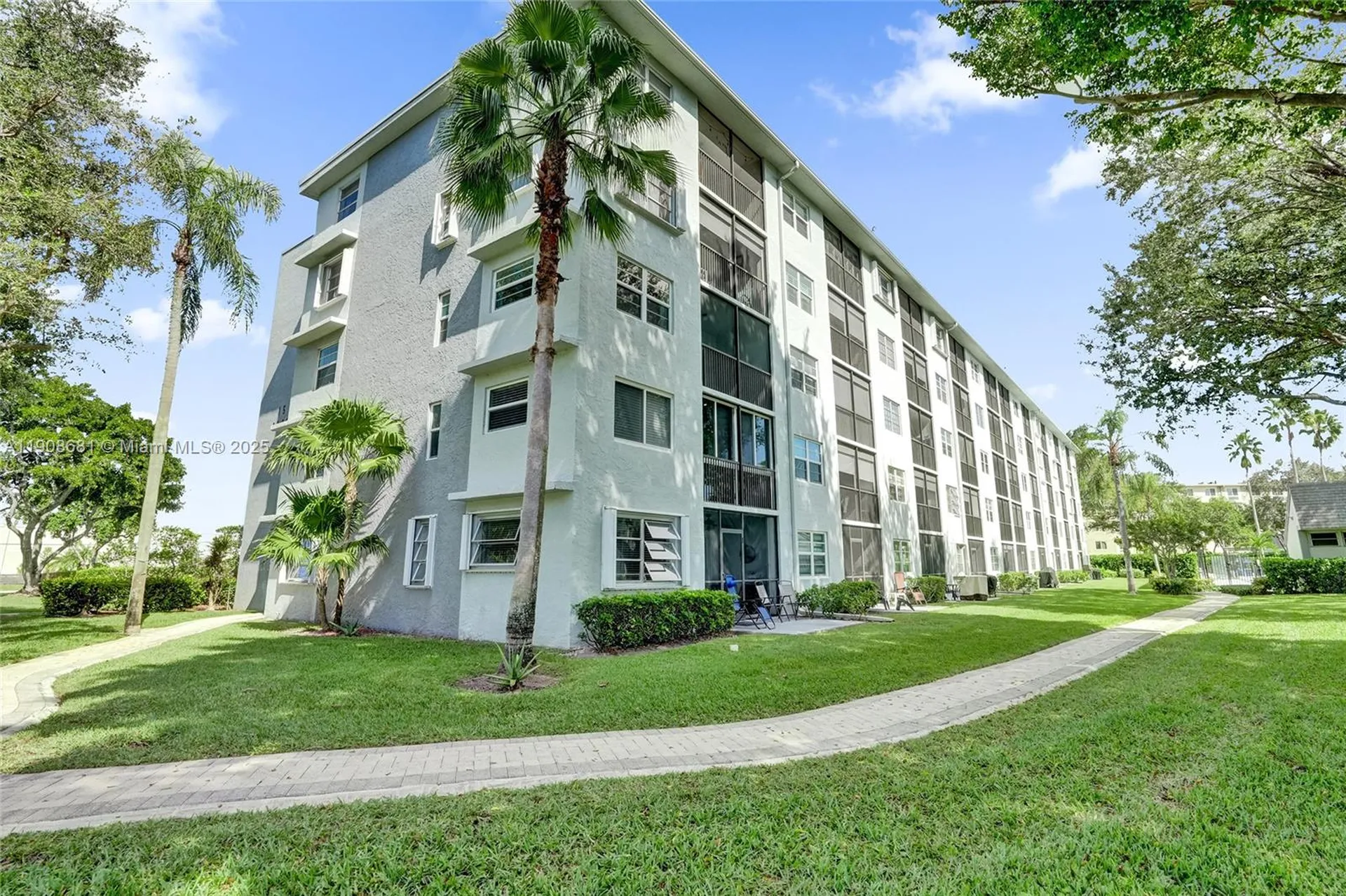 2220 N Cypress Bend Drive Pompano Beach FL 33069