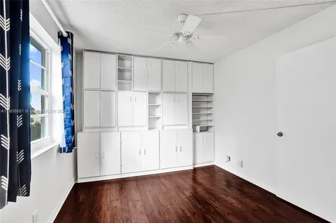 2220 N Cypress Bend Drive Pompano Beach FL 33069