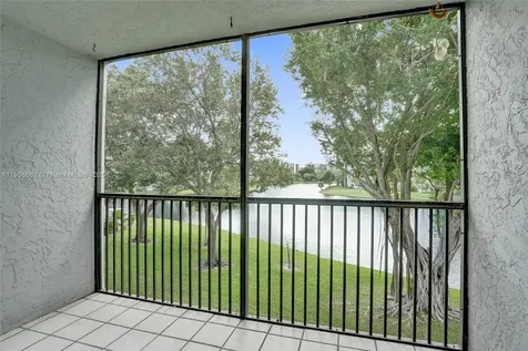 2220 N Cypress Bend Drive Pompano Beach FL 33069