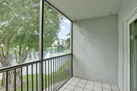 2220 N Cypress Bend Drive Pompano Beach FL 33069