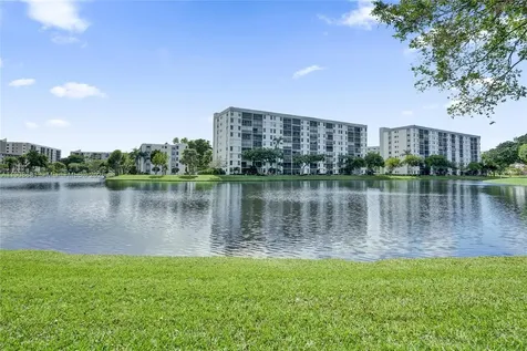 2220 N Cypress Bend Drive Pompano Beach FL 33069