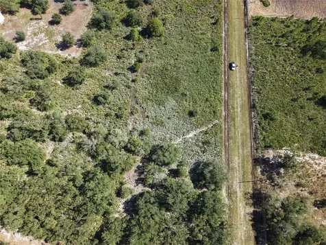 15527 NW 252nd Okeechobee FL 34972
