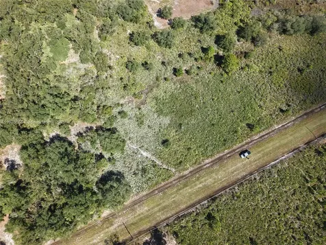 15527 NW 252nd Okeechobee FL 34972