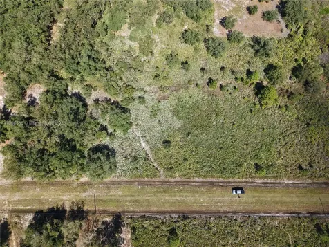 15527 NW 252nd Okeechobee FL 34972