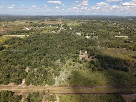 15527 NW 252nd Okeechobee FL 34972