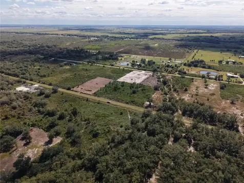 15527 NW 252nd Okeechobee FL 34972