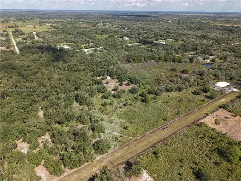 15527 NW 252nd Okeechobee FL 34972