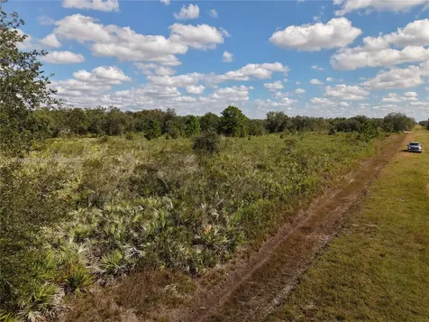 15527 NW 252nd Okeechobee FL 34972
