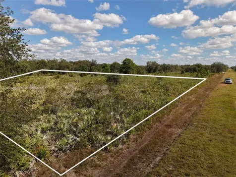 15527 NW 252nd Okeechobee FL 34972
