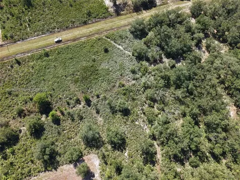 15527 NW 252nd Okeechobee FL 34972