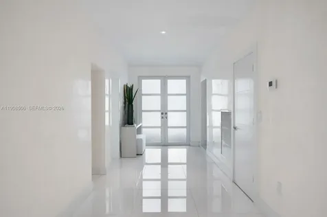 1040 S Shore Drive Miami Beach FL 33141