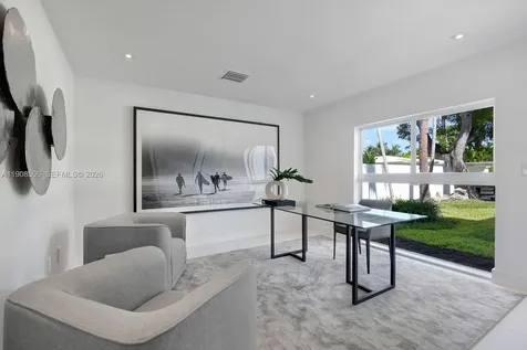1040 S Shore Drive Miami Beach FL 33141