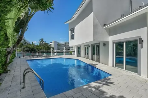1040 S Shore Drive Miami Beach FL 33141