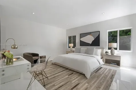 1040 S Shore Drive Miami Beach FL 33141