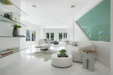 1040 S Shore Drive Miami Beach FL 33141