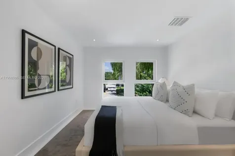 1040 S Shore Drive Miami Beach FL 33141