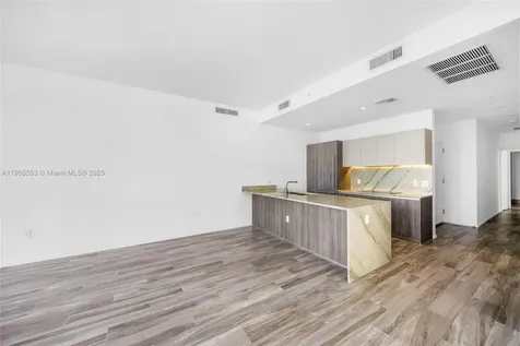 801 S Miami Avenue Miami FL 33130