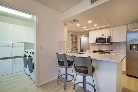 5390 Woodland Lakes Drive Palm Beach Gardens FL 33418