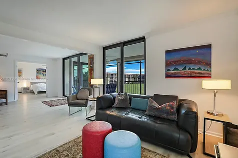 5390 Woodland Lakes Drive Palm Beach Gardens FL 33418