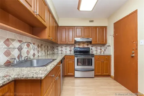9225 Collins Avenue Surfside FL 33154