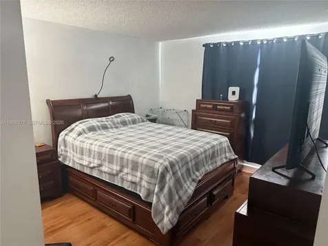 9735 Fontainebleau Boulevard Miami FL 33172