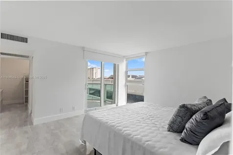 100 Bayview Drive Sunny Isles Beach FL 33160