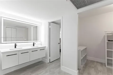 100 Bayview Drive Sunny Isles Beach FL 33160