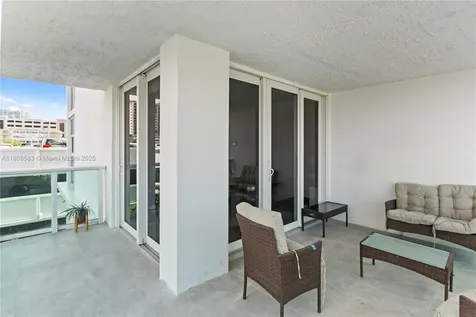 100 Bayview Drive Sunny Isles Beach FL 33160