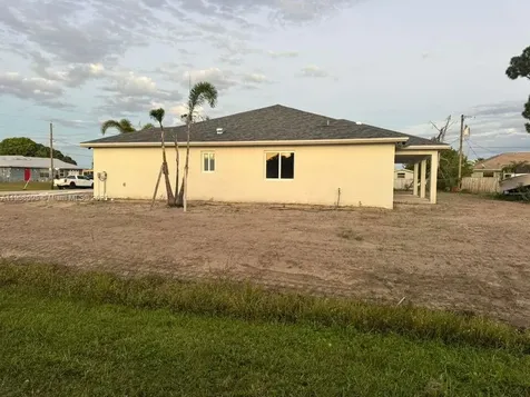 482 NW Marion Avenue Port St. Lucie FL 34983