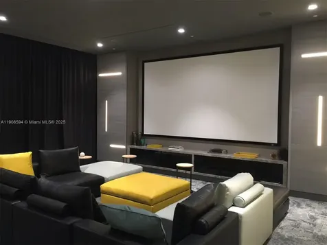 45 SW 9 Street Miami FL 33131