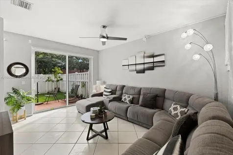 4086 NW 92nd Avenue Sunrise FL 33351