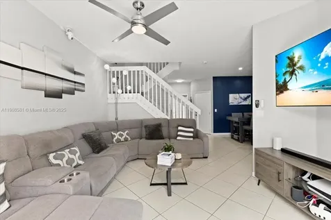 4086 NW 92nd Avenue Sunrise FL 33351