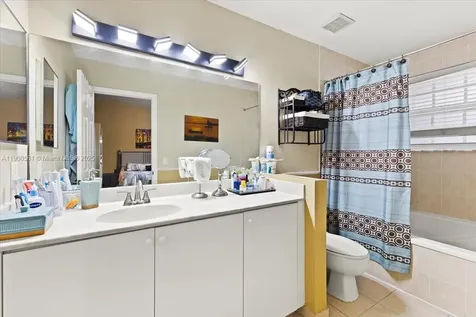 4086 NW 92nd Avenue Sunrise FL 33351
