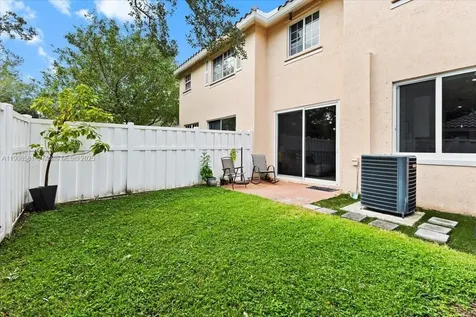 4086 NW 92nd Avenue Sunrise FL 33351