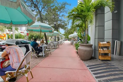 110 Washington Avenue Miami Beach FL 33139