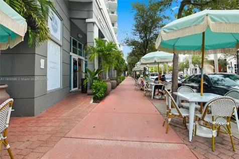 110 Washington Avenue Miami Beach FL 33139