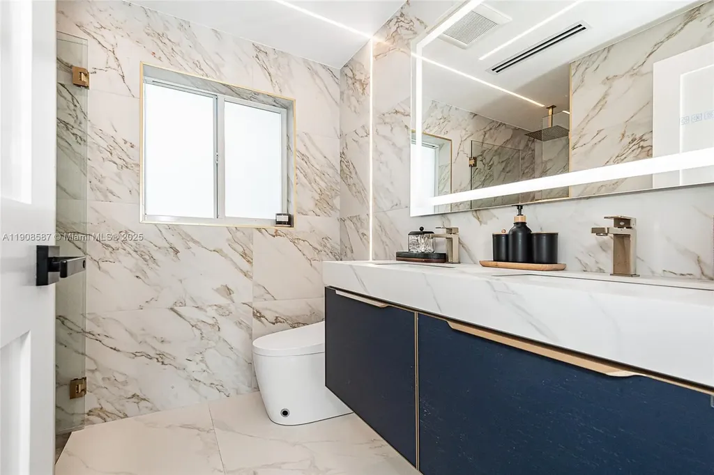 2436 Okeechobee Lane Fort Lauderdale FL 33317