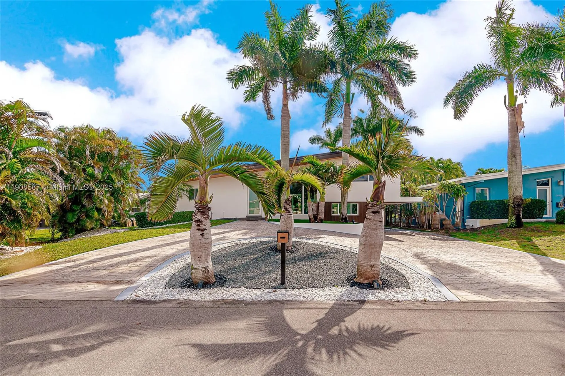 2436 Okeechobee Lane Fort Lauderdale FL 33317