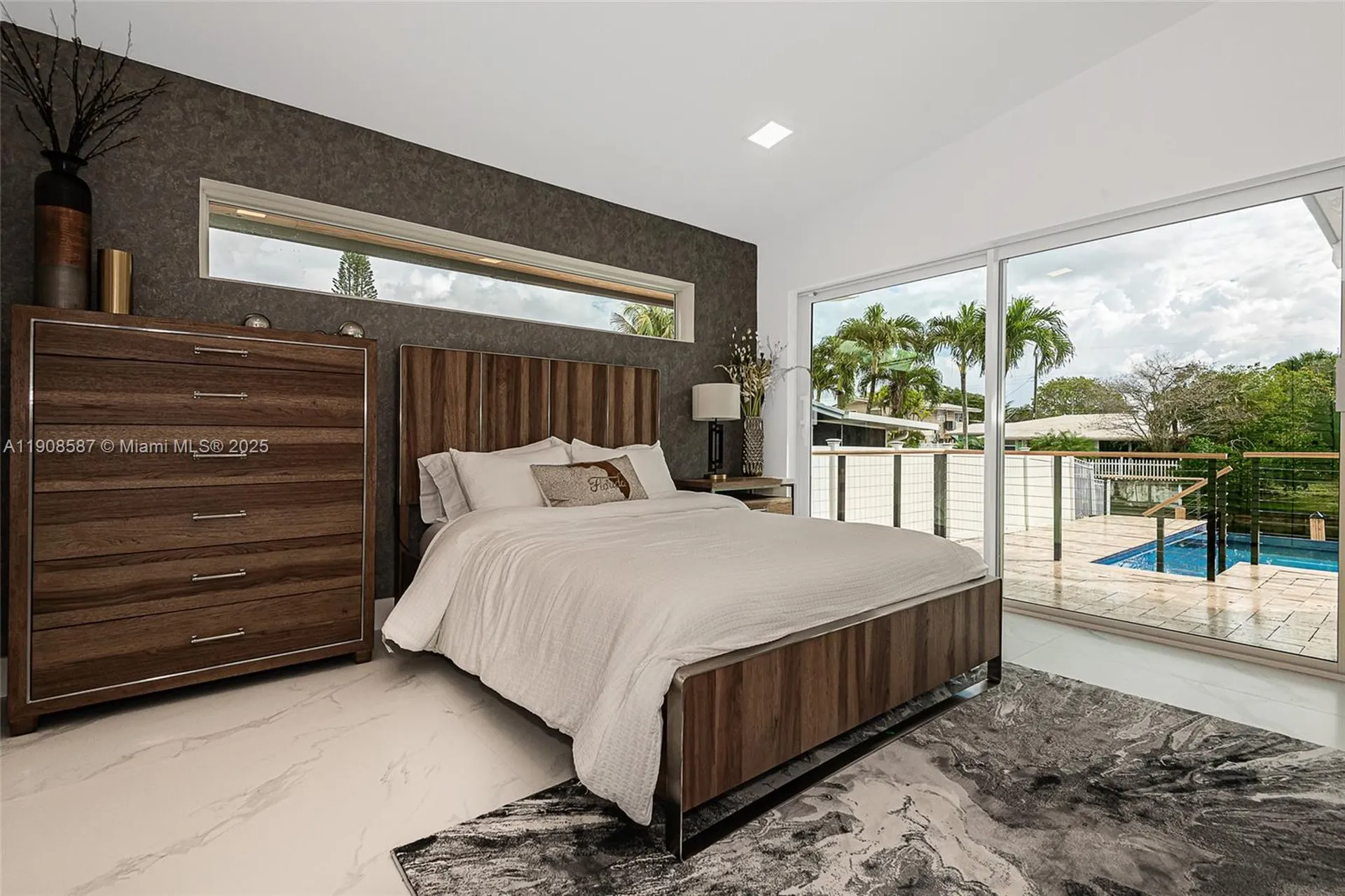 2436 Okeechobee Lane Fort Lauderdale FL 33317