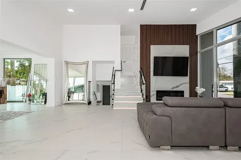 2436 Okeechobee Lane Fort Lauderdale FL 33317