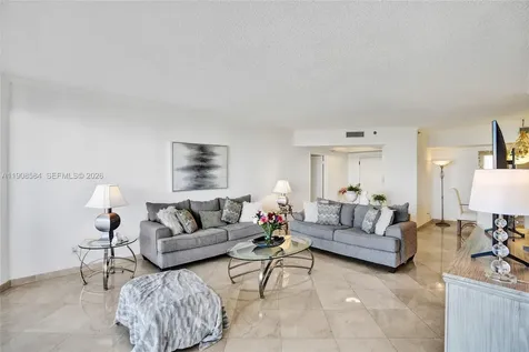 2000 Island Boulevard Aventura FL 33160