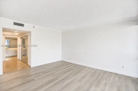 2000 Island Boulevard Aventura FL 33160
