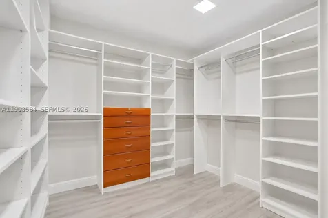 2000 Island Boulevard Aventura FL 33160