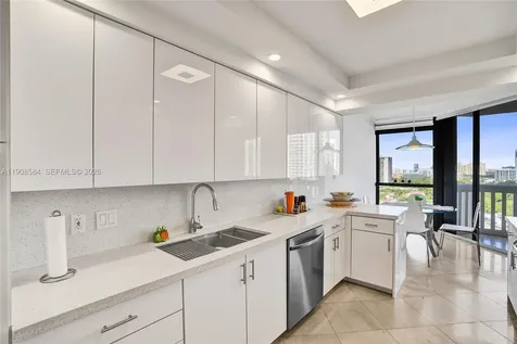 2000 Island Boulevard Aventura FL 33160