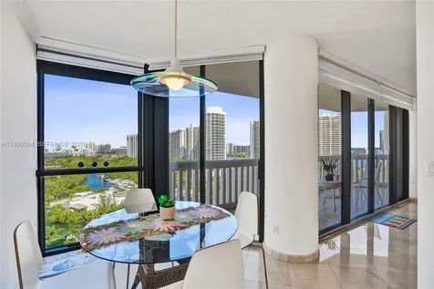 2000 Island Boulevard Aventura FL 33160