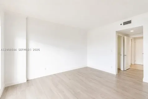 2000 Island Boulevard Aventura FL 33160